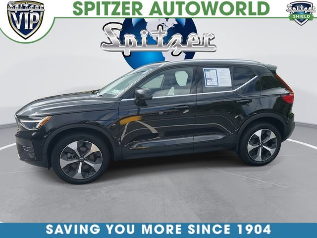 2024 Volvo XC40 B5 Core