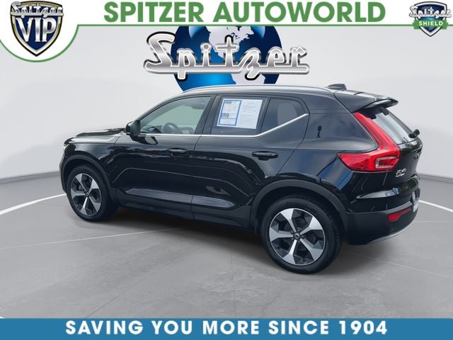 2024 Volvo XC40 B5 Core