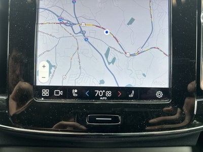 2023 Volvo XC40 B5 Core