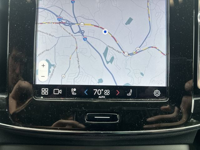 2023 Volvo XC40 B5 Core