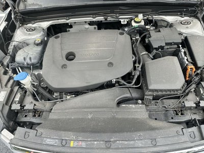 2023 Volvo XC40 B5 Core