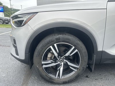 2023 Volvo XC40 B5 Core
