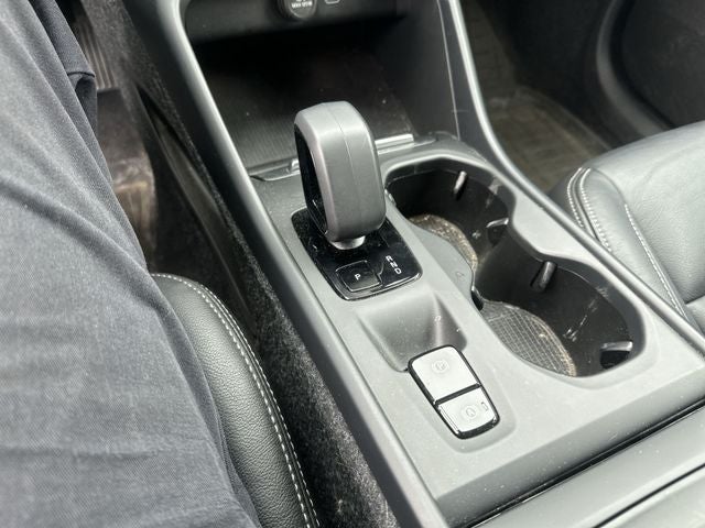 2023 Volvo XC40 B5 Core