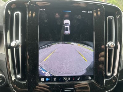 2023 Volvo XC40 B5 Core