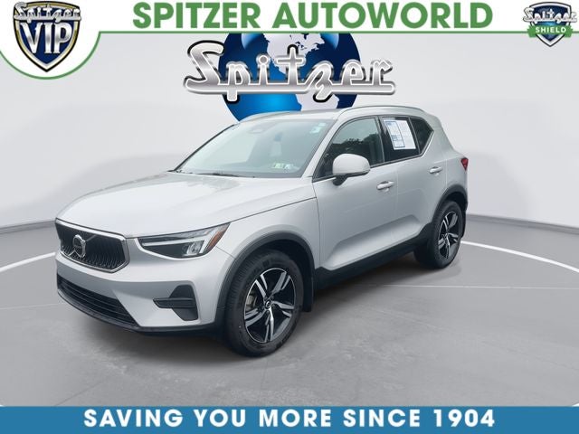 2023 Volvo XC40 B5 Core
