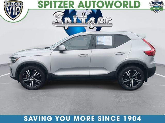 2023 Volvo XC40 B5 Core