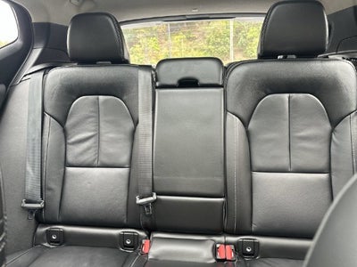 2023 Volvo XC40 B5 Plus Dark Theme