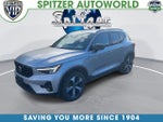 2023 Volvo XC40 B5 Plus Dark Theme