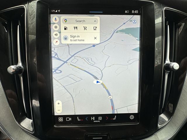 2025 Volvo XC60 B5 Plus