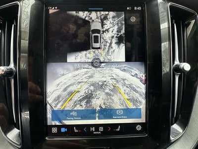 2025 Volvo XC60 B5 Plus