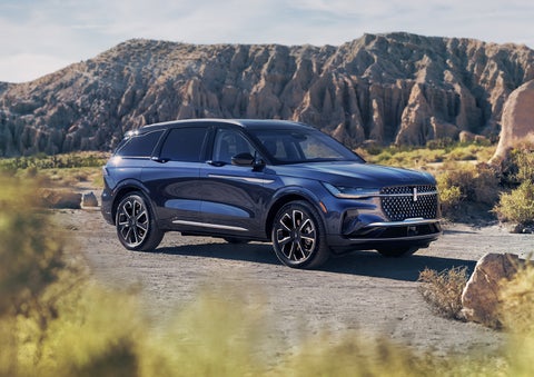 A 2024 Lincoln Nautilus® SUV is parked in a desert national park. | Spitzer Lincoln DuBois in Du Bois PA