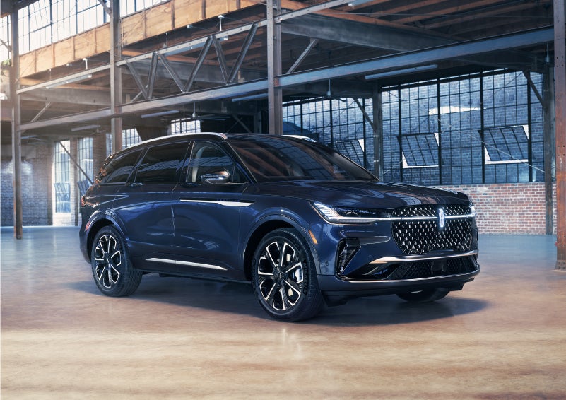 A 2024 Lincoln Nautilus® SUV is parked in an industrial space. | Spitzer Lincoln DuBois in Du Bois PA