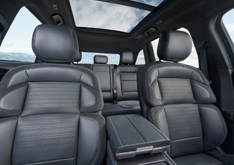 The spacious second row and available panoramic Vista Roof® is shown. | Spitzer Lincoln DuBois in Du Bois PA