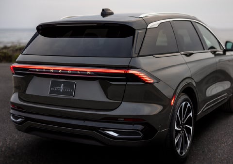 The rear of a 2025 Lincoln Black Label Nautilus® SUV displays full LED rear lighting. | Spitzer Lincoln DuBois in Du Bois PA
