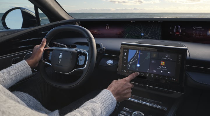 The driver of a 2026 Lincoln Nautilus® SUV interacts with the new Lincoln Digital Experience. | Spitzer Lincoln DuBois in Du Bois PA