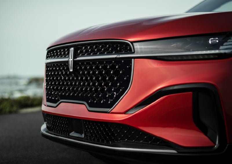 The sleek grille of a 2026 Lincoln Nautilus® SUV with the available Jet Appearance Package makes a bold statement. | Spitzer Lincoln DuBois in Du Bois PA