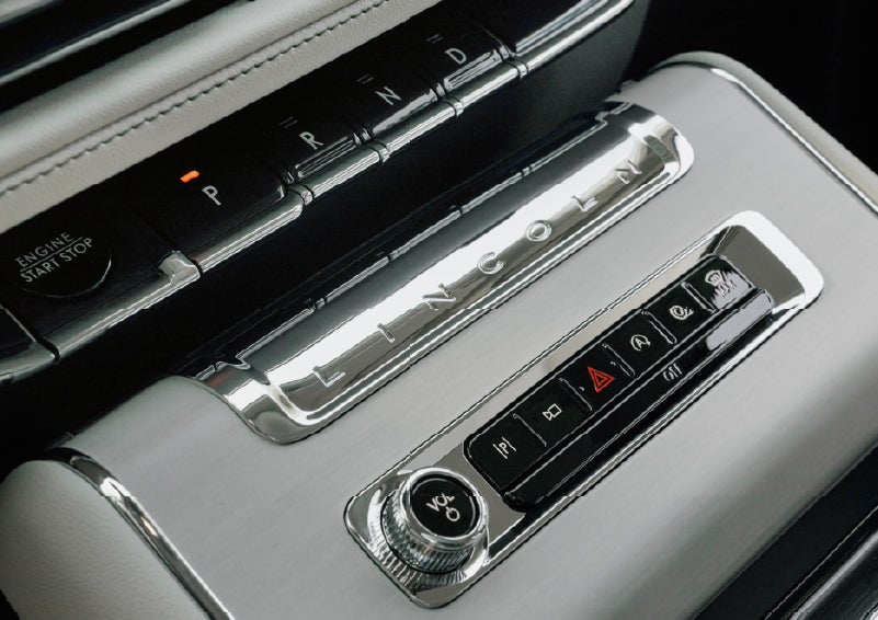 The piano key gear selector of a 2027 Lincoln Aviator® Back Label™ SUV. | Spitzer Lincoln DuBois in Du Bois PA